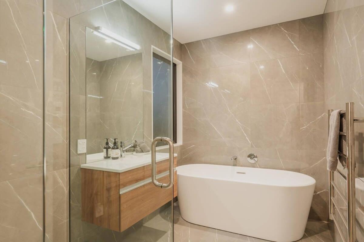 Elegant 3Br Home On Mustang Avenue 크라이스트처치 외부 사진