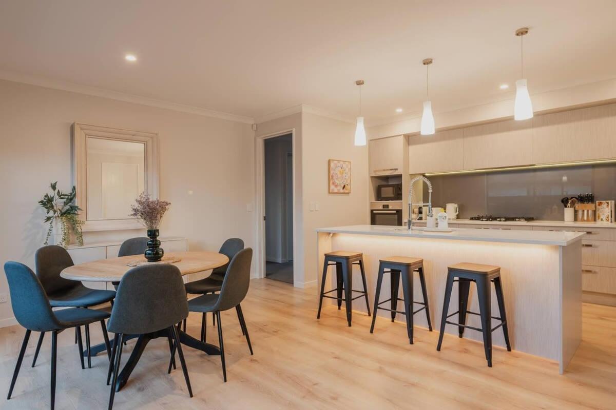 Elegant 3Br Home On Mustang Avenue 크라이스트처치 외부 사진